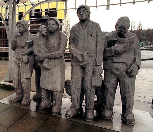 Richard Beyer carved a lot of stone, but he is better known for his cast metal work. This one, “Waiting for the Interurban”, is his 1978 cast aluminum installation in the Fremont neighborhood of Seattle.