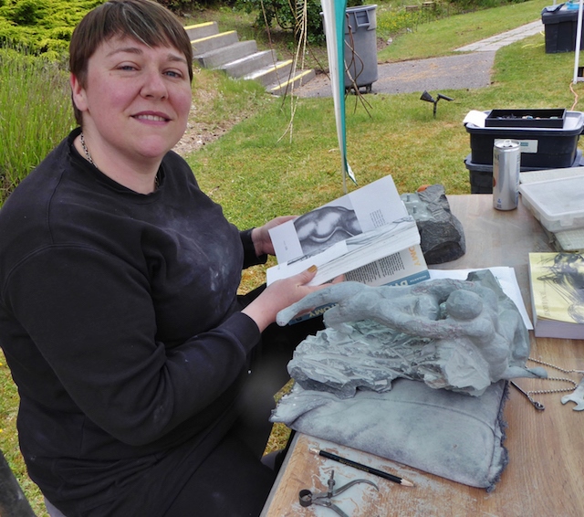 Participant Cyra Jane during the Women’s Hand Carving weekend. Photo by Carmen Chacon.